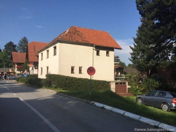 Kuca i Parcela na Zlatiboru 01